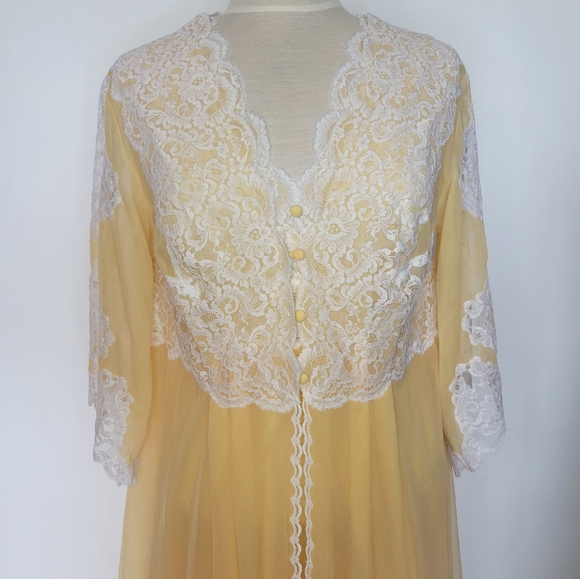 Vintage | Made in Italy nightgown - Picture 12 of 15